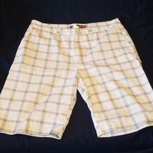Quicksilver Short